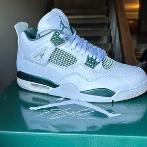 Air Jordan 4 Oxidized Green